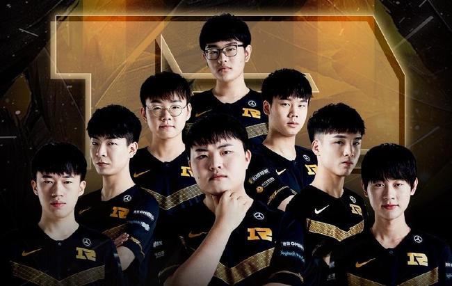 也看到了山 也看到了山