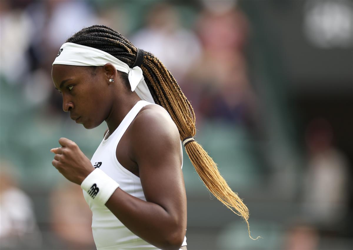 更是容不得 更是容不得