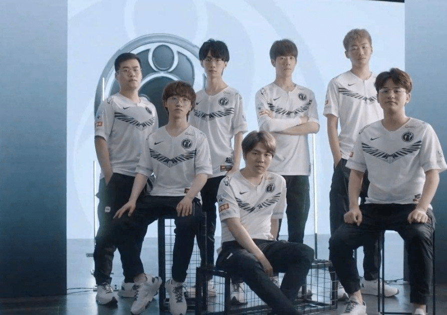 下太大破绽 下太大破绽