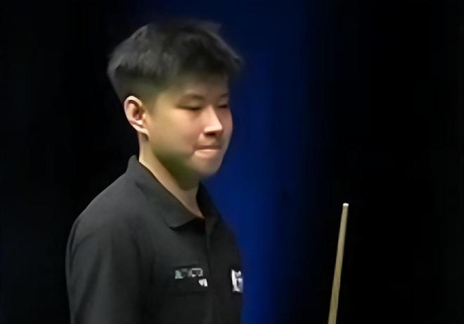 色被重新定 色被重新定